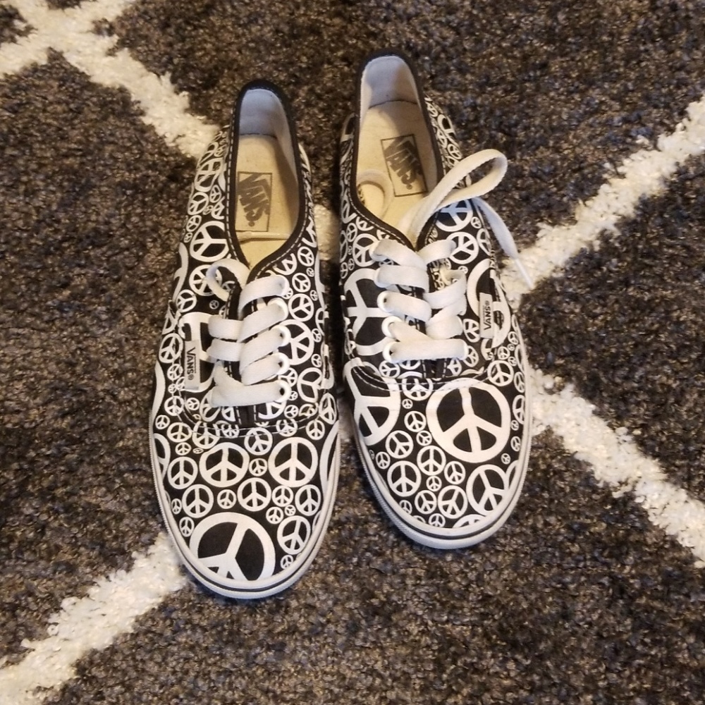 Peace sign Vans!